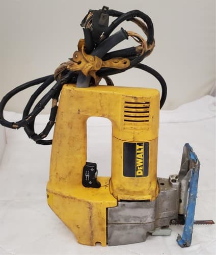 DeWalt DW313 Corded Jigsaw Variable Speed Tested & Working LOT-948 - Thumbnail 2