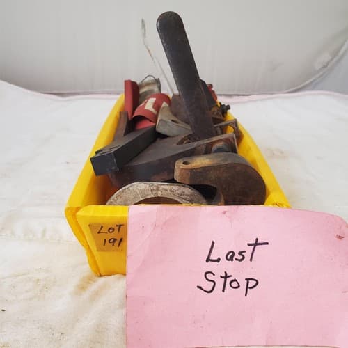 Lot of Assorted Machinery Parts & other Tools LOT 191 - Thumbnail 16