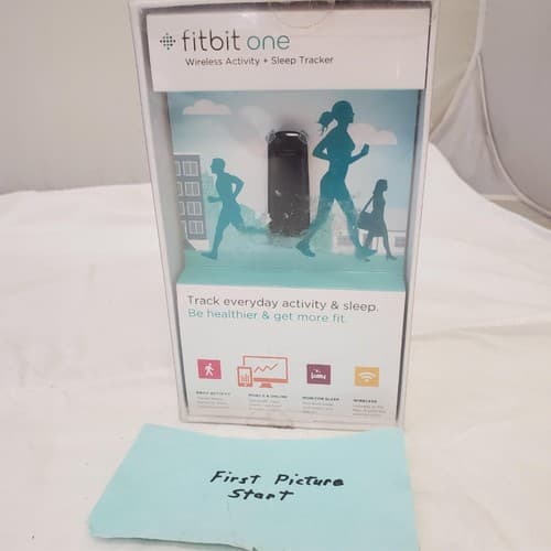 Fitbit One Wireless Activity and Sleep Tracker Black FB103BK (FOR PARTS) - Image 1