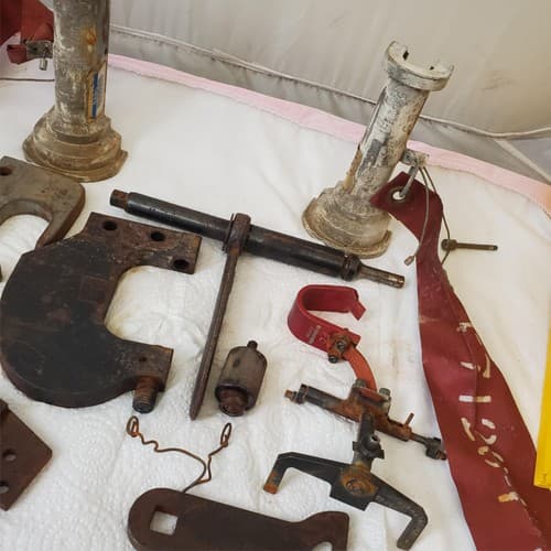 Lot of Assorted Machinery Parts & other Tools LOT 191 - Thumbnail 6