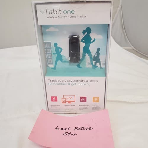 Fitbit One Wireless Activity and Sleep Tracker Black FB103BK (FOR PARTS) - Thumbnail 6