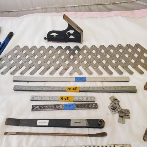 Lot of Assorted Various Measuring Tools & other Tools LOT 228 - Thumbnail 6
