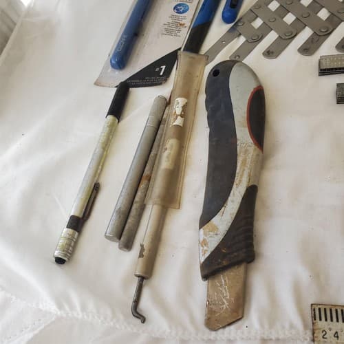 Lot of Assorted Various Measuring Tools & other Tools LOT 228 - Thumbnail 5