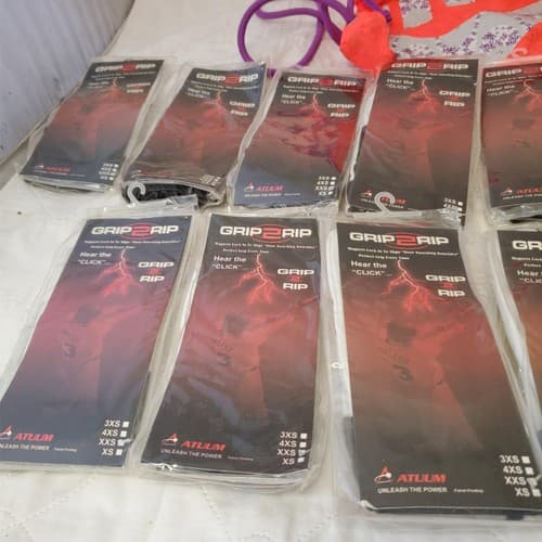 Lot of GRIP2RIP Baseball Softball Tee Ball Batting Gloves with Nike Bag - Thumbnail 6