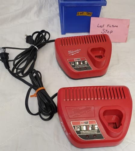Lot of 2 Milwaukee M12 48-59-2401 Battery Chargers LOT-703 - Thumbnail 7