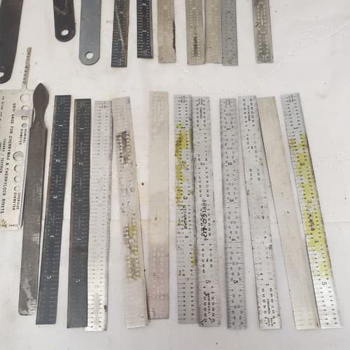 Lot of 35 Vintage Metal Measuring Tools Rulers, Radius Gauges, Scales LOT-313 - Thumbnail 13