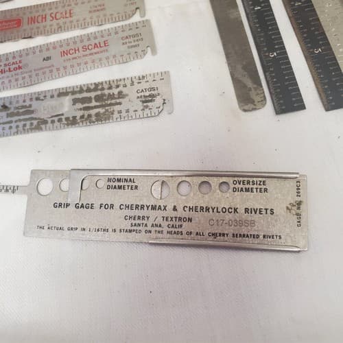 Lot of 35 Vintage Metal Measuring Tools Rulers, Radius Gauges, Scales LOT-313 - Thumbnail 16