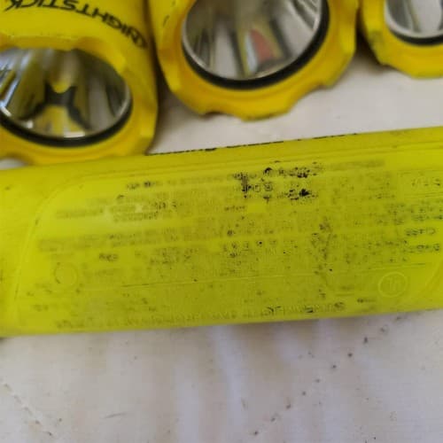 Lot of 13 Nightstick Led Flashlights Light Lamp Torch 4 AA LOT-958 - Thumbnail 12