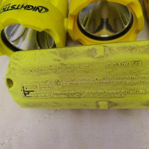 Lot of 13 Nightstick Led Flashlights Light Lamp Torch 4 AA LOT-958 - Thumbnail 14