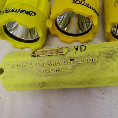 Lot of 13 Nightstick Led Flashlights Light Lamp Torch 4 AA LOT-958 - Thumbnail 13