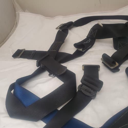 FallTech 7007 425 lbs Capacity Safety Harness with D Ring - Thumbnail 5