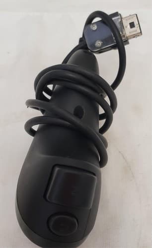 Nyko Kama Wired Nunchuk Controller - Thumbnail 4