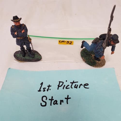 W. Britain #00273 George Meade Figure & Soldier Carrying Gun CM-52 - Image 1