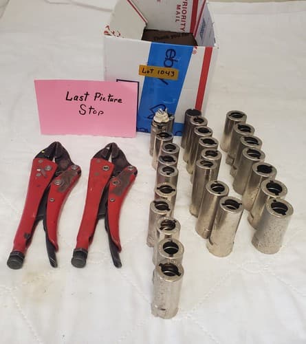 Lot of 27 Socket Wrenches and Locking Pliers Mixed Hand Tools LOT-1043 - Thumbnail 8