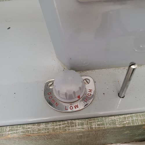 Vintage White Zig Zag Sewing Machine - Thumbnail 6