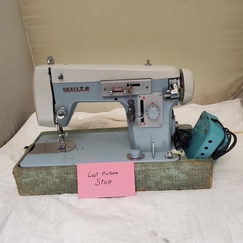 Vintage White Zig Zag Sewing Machine - Thumbnail 13