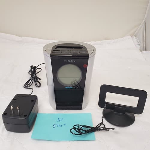 Timex Indiglo Night Light Alarm Clock and Radio - Image 1