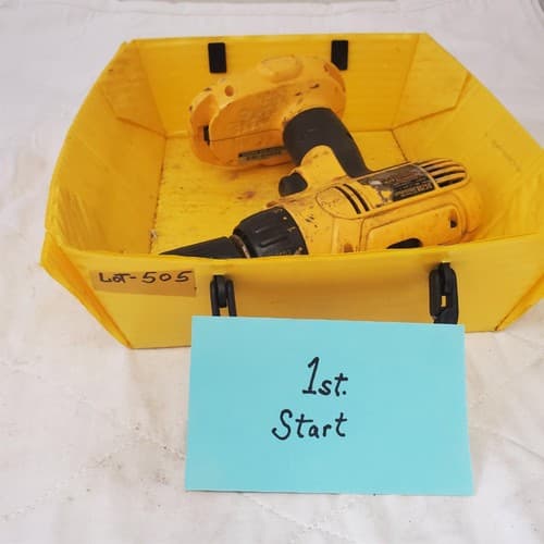 DEWALT DC759 18V 1/2" (13mm) Cordless Compact Drill/Driver LOT 505 - Thumbnail 2