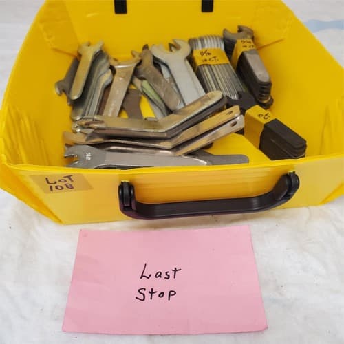 Combination Wrenches & Key Set in Different Sizes Lot 108 - Thumbnail 6