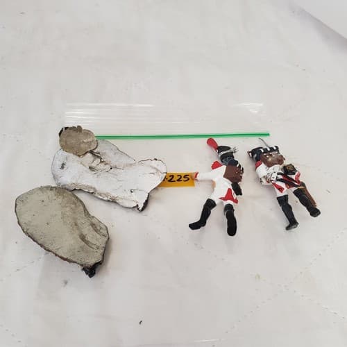 Lot of 4 Hand Painted Metal Toy Soldier Dead Units CM-225 - Thumbnail 4