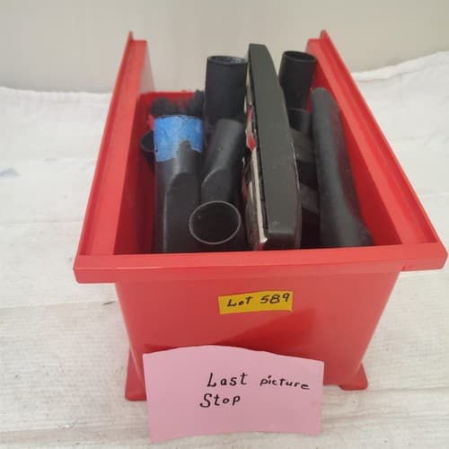 Lot of Various Vacuum Cleaner Attachments LOT 589 - Thumbnail 10