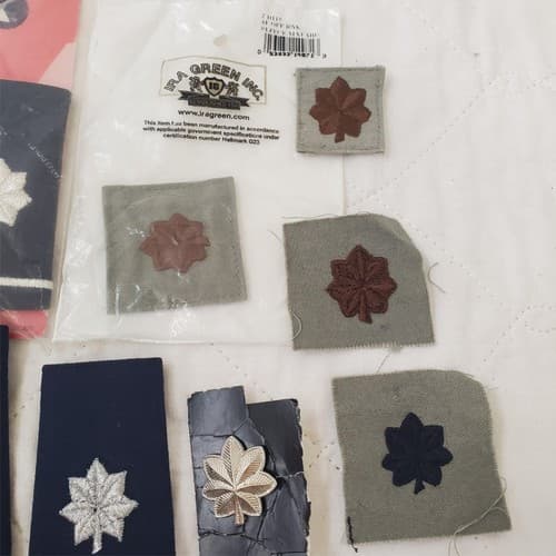 Lot of Assorted Military US AF Lieutenant Colonel Rank Shoulder Epaulet Insignia - Thumbnail 3