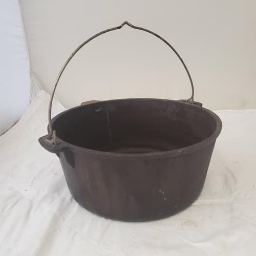 Wagner Ware 5 Qt Cast Iron Dutch Oven Original Handle/Bail - Thumbnail 2