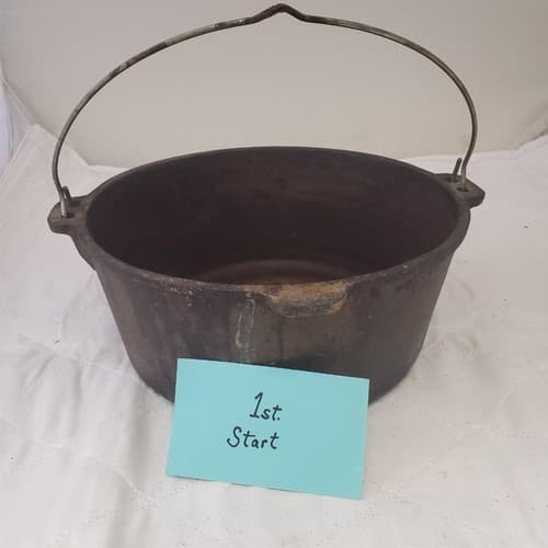 Wagner Ware 5 Qt Cast Iron Dutch Oven Original Handle/Bail - Image 1