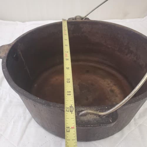 Wagner Ware 5 Qt Cast Iron Dutch Oven Original Handle/Bail - Thumbnail 5