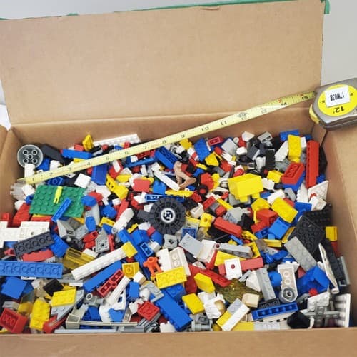 Lot of Legos Bricks & Parts Small Assorted Pieces - Thumbnail 2