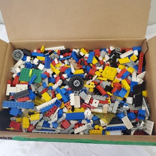 Lot of Legos Bricks & Parts Small Assorted Pieces - Thumbnail 6