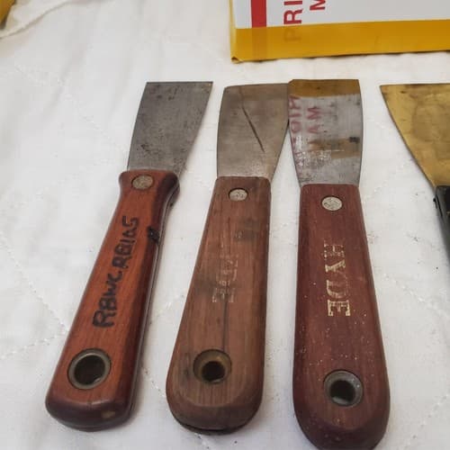 Lot of 6 Assorted Various Brands Putty knives LOT-828 - Thumbnail 3