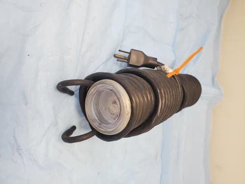 General Manufacturing Stubby II Fluorescent Light - Thumbnail 3