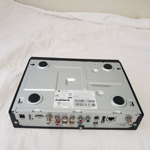 AT&T U-Verse VIP2250 HD DVR Cable Box Receiver - Thumbnail 8