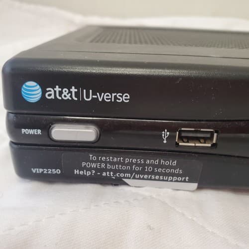 AT&T U-Verse VIP2250 HD DVR Cable Box Receiver - Thumbnail 2