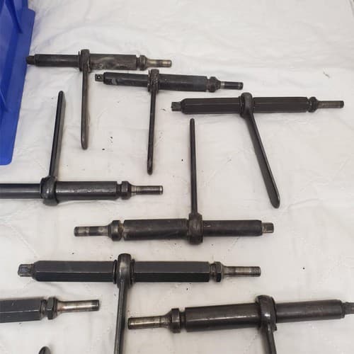 Lot of 10 Assorted Screw Removal Impact Tool LOT-409 - Thumbnail 6