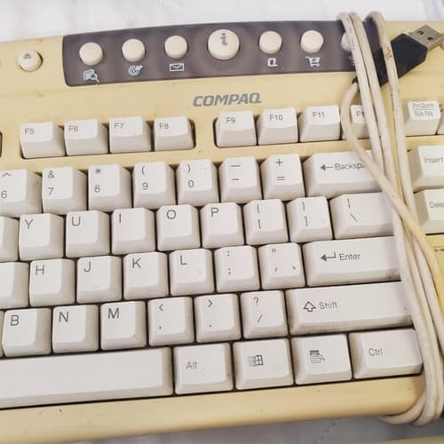 Lot of 5 Assorted Brands PC Keyboards - Thumbnail 8