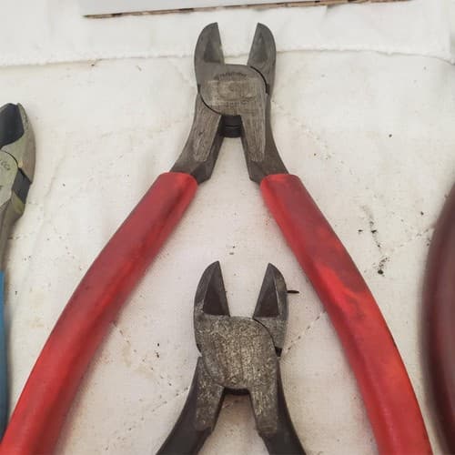 Lot of 6 Assorted Wire Cutters & Pliers LOT-837 - Thumbnail 5