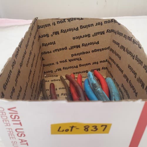 Lot of 6 Assorted Wire Cutters & Pliers LOT-837 - Thumbnail 3