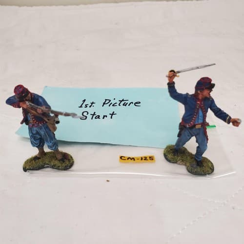 The Collectors Showcase CS01032 Firing& CS01028 Officer 72nd Pennsylvania CM-125 - Image 1