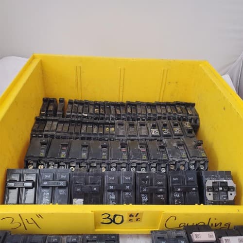 Large Lot of 61 Used Circuit Breakers Assorted #30 - Thumbnail 4