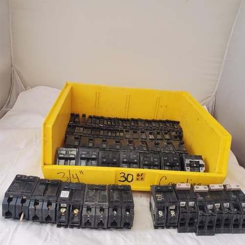 Large Lot of 61 Used Circuit Breakers Assorted #30 - Thumbnail 5