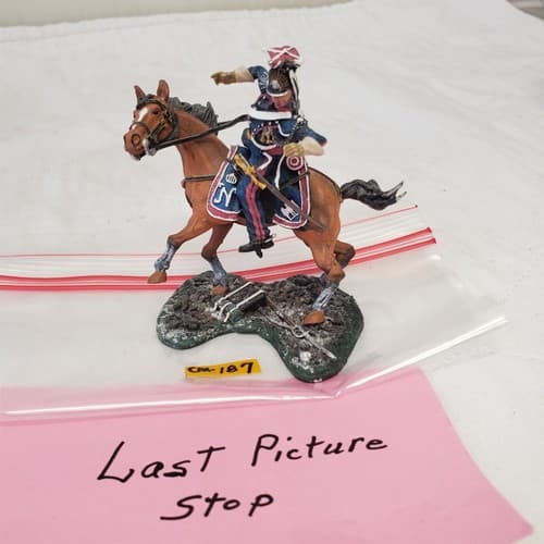 The Collectors Showcase CS00342 French Lancer Wounded Mounted CM-187 - Thumbnail 7