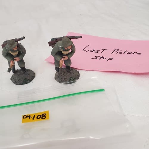 W. Britain 23055 1916-18 German Infantrys Pulling Grenade Primer CM-108 - Thumbnail 7