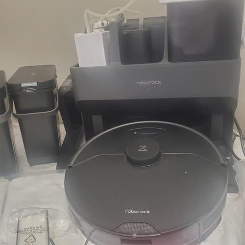 Roborock S7 Max Ultra Robot Vacuum and Mop with Sink fill station - Thumbnail 5