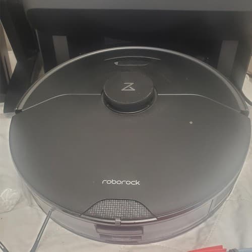 Roborock S7 Max Ultra Robot Vacuum and Mop with Sink fill station - Thumbnail 3