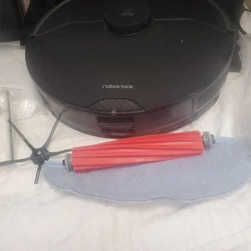 Roborock S7 Max Ultra Robot Vacuum and Mop with Sink fill station - Thumbnail 9