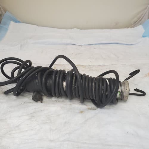 General Manufacturing 13 Watt Stubby II Fluorescent Light - Thumbnail 2