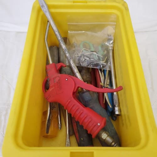 Lot of Assortment of Pliers, Scissors, Drivers & other Hand Tools LOT 354 - Thumbnail 17