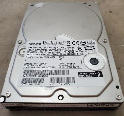 Hitachi Deskstar 250GB 7200RPM 8MB Cache SATA 3.5 Hard Disk Drive HDT722525DLA38 - Image 1